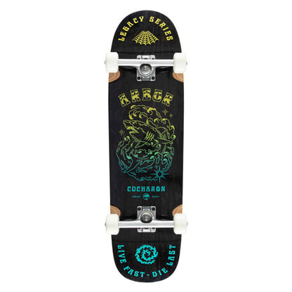 Skateboard under Arbor Cucharon 